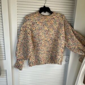 Main Strip Cream Speckled Crewneck Sweater